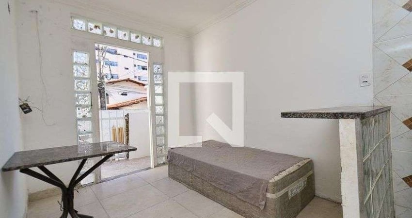 Casa para Aluguel - Anchieta, 1 Quarto,  45 m² - Belo Horizonte