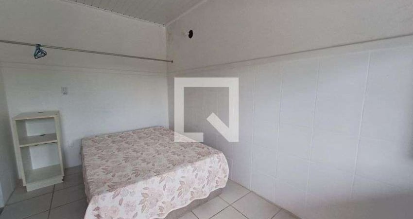 Kitnet / Stúdio para Aluguel - Patamares, 1 Quarto,  28 m² - Salvador