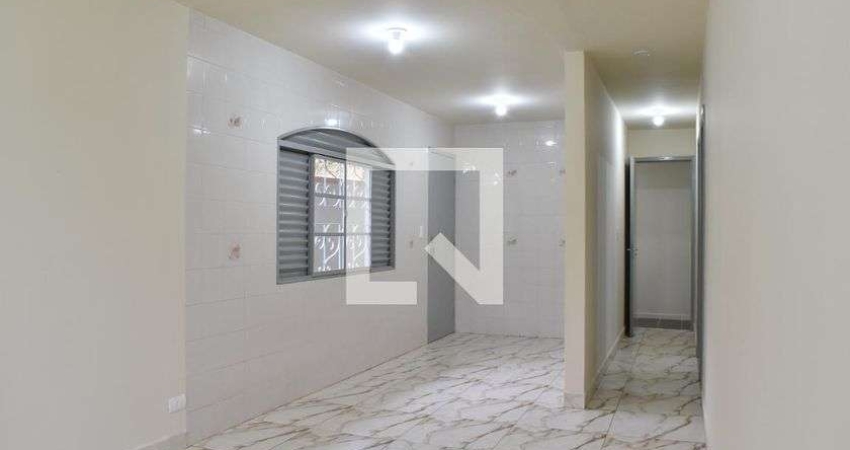 Casa para Aluguel - Santa Felicidade, 2 Quartos,  66 m² - Curitiba