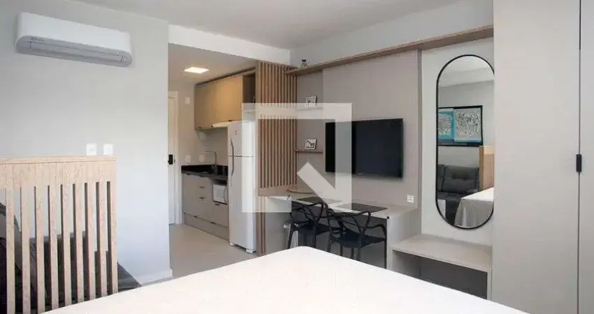 Kitnet / Stúdio para Aluguel - Rio Branco, 1 Quarto,  26 m² - Porto Alegre