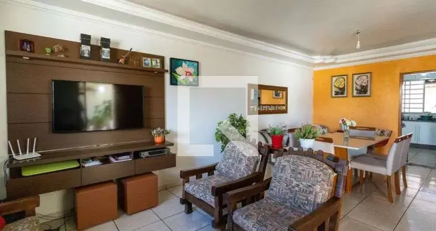 Casa para Aluguel - Santa Lucia, 3 Quartos,  220 m² - Goiânia