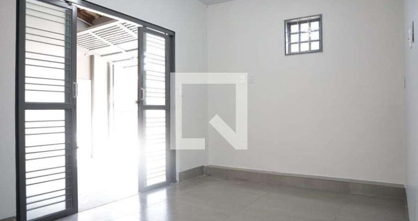 Casa para Aluguel - Setor Castelo Branco, 2 Quartos,  50 m² - Goiânia
