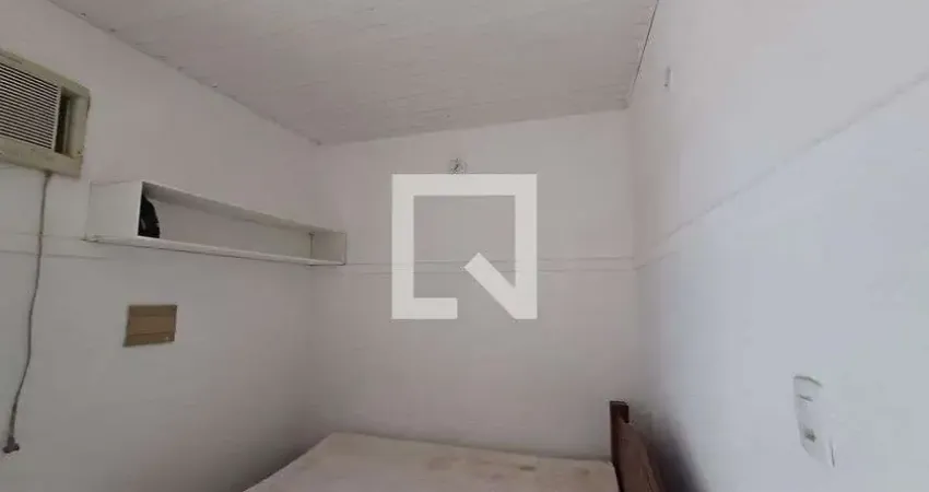 Kitnet / Stúdio para Aluguel - Patamares, 1 Quarto,  28 m² - Salvador