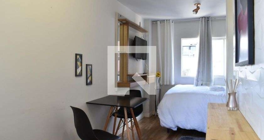 Apartamento para Aluguel - Bigorrilho, 1 Quarto,  21 m² - Curitiba