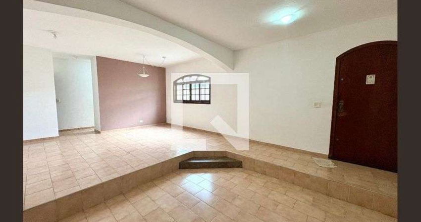 Casa para Aluguel - Maringá, 3 Quartos,  202 m² - Jundiaí