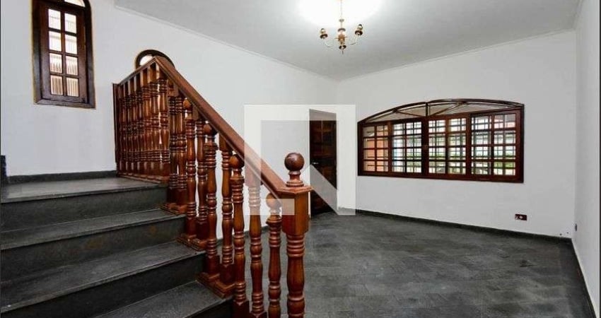 Casa para Aluguel - Vila Galvão, 3 Quartos,  240 m² - Guarulhos