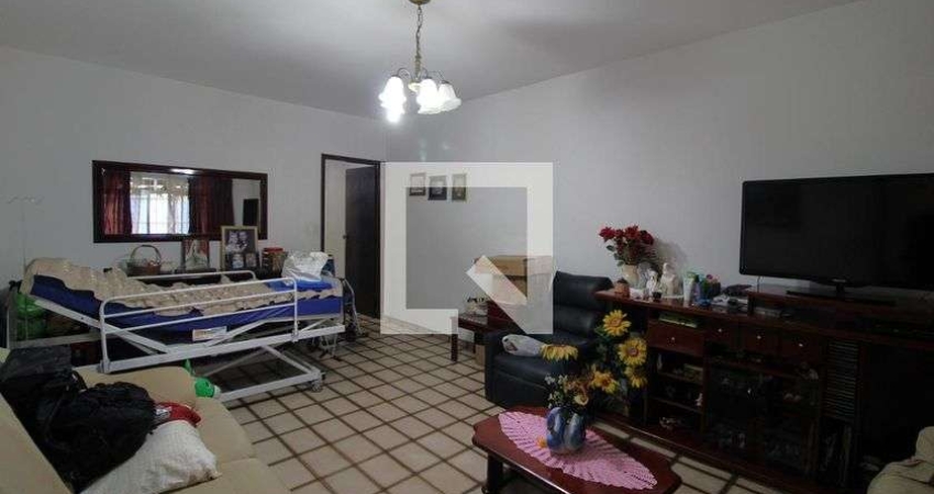 Casa para Aluguel - Campo Grande, 4 Quartos,  316 m² - São Paulo
