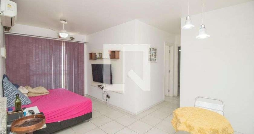 Apartamento para Aluguel - Bonsucesso, 2 Quartos,  60 m² - Rio de Janeiro