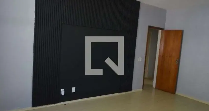 Casa para Aluguel - Taquara, 2 Quartos,  317 m² - Rio de Janeiro