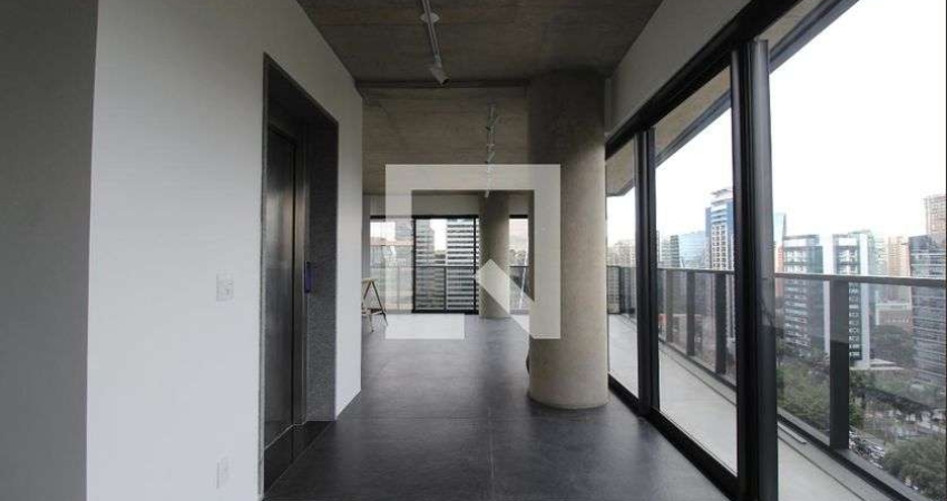 Apartamento para Aluguel - Vila Olímpia, 2 Quartos,  176 m² - São Paulo