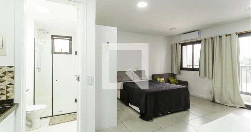 Kitnet / Stúdio para Aluguel - Moema, 1 Quarto,  41 m² - São Paulo