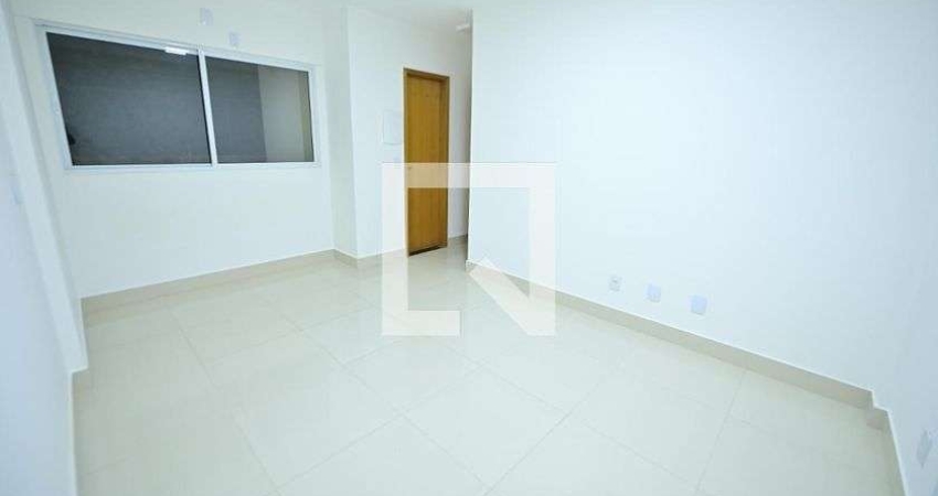 Apartamento para Aluguel - Chácara São Pedro, 2 Quartos,  53 m² - Aparecida de Goiânia