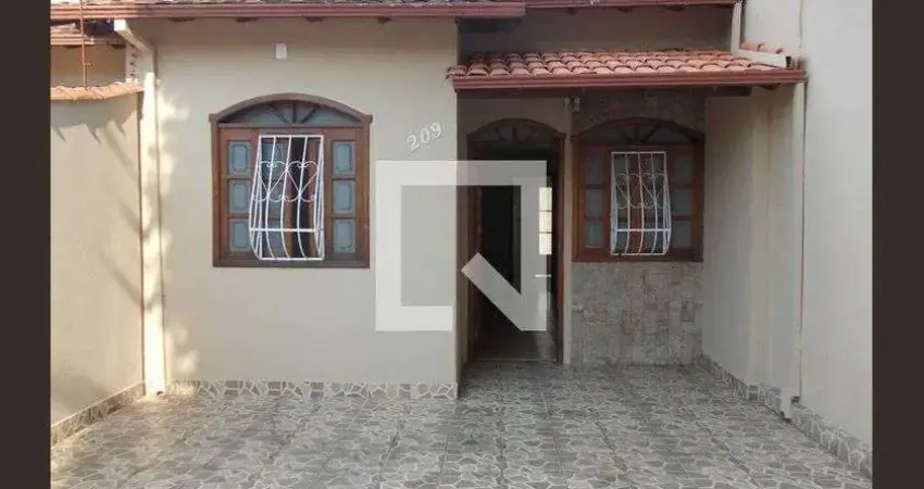Casa para Aluguel - Santa Amélia, 2 Quartos,  77 m² - Belo Horizonte