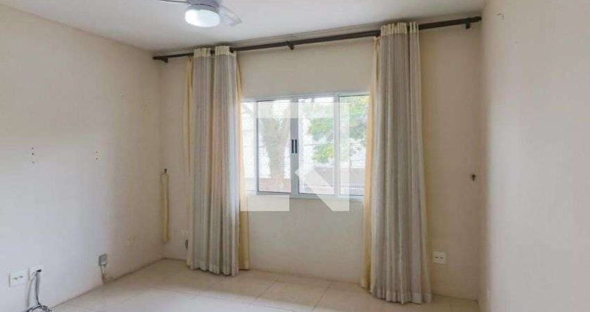 Casa para Aluguel - Butantã, 2 Quartos,  110 m² - São Paulo