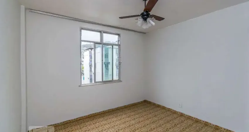 Apartamento para Aluguel - Olaria, 2 Quartos,  48 m² - Rio de Janeiro