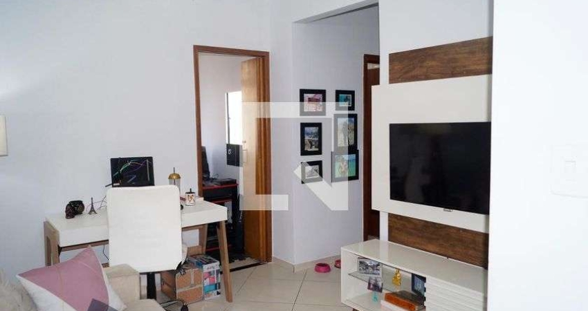 Apartamento para Aluguel - Liberdade, 2 Quartos,  55 m² - São Paulo