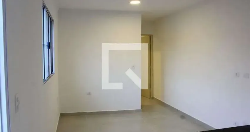 Casa para Aluguel - Jardim Cocaia, 1 Quarto,  30 m² - Guarulhos