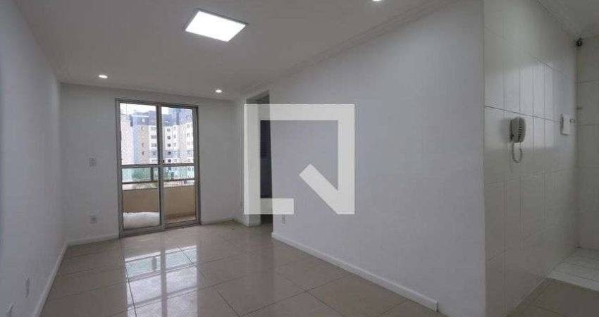 Apartamento para Aluguel - Jardim Santa Teresinha, 2 Quartos,  52 m² - São Paulo