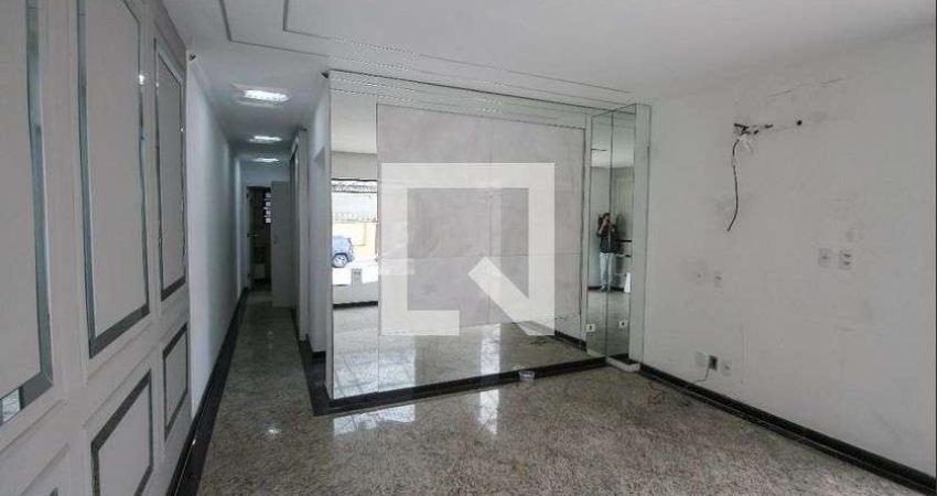 Casa para Aluguel - Tatuapé, 3 Quartos,  200 m² - São Paulo