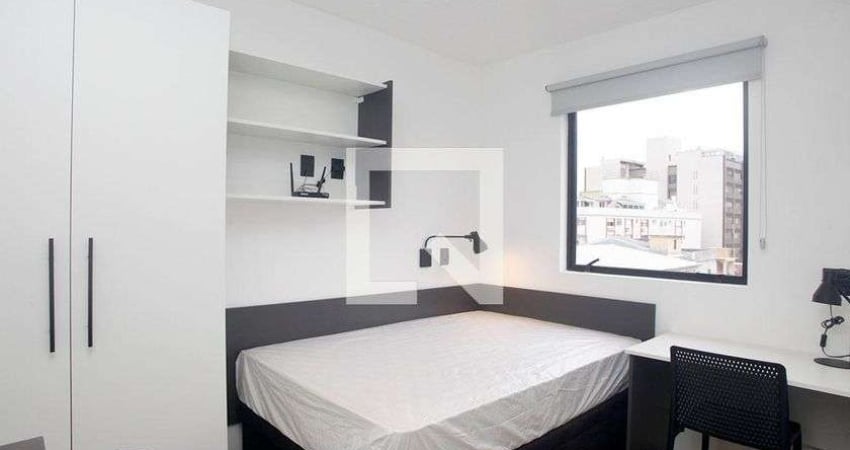 Kitnet / Stúdio para Aluguel - Bom Fim, 1 Quarto,  12 m² - Porto Alegre
