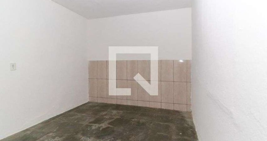 Casa para Aluguel - Itaquera, 1 Quarto,  50 m² - São Paulo