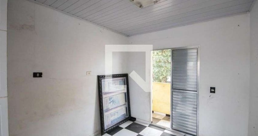 Casa para Aluguel - Vila Sabrina , 2 Quartos,  70 m² - São Paulo