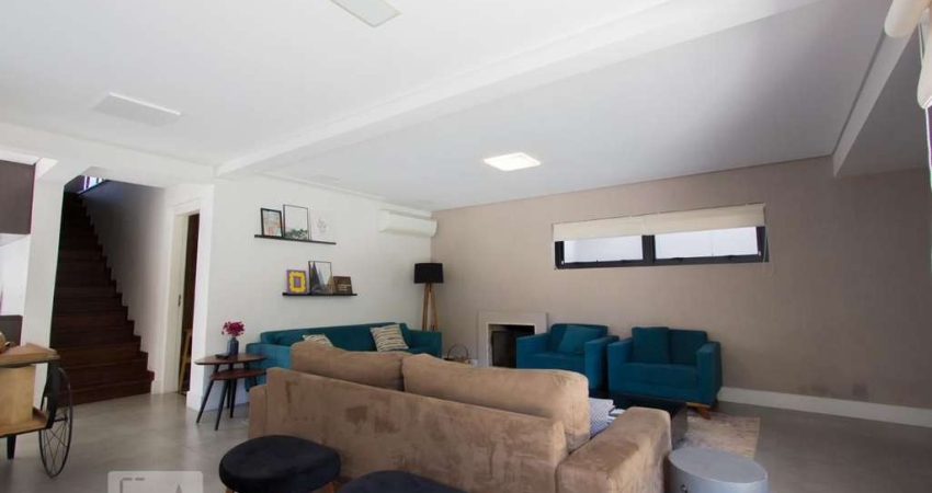 Casa / Sobrado em Condomínio para Aluguel - Fazenda Morumbi, 4 Quartos,  245 m² - São Paulo