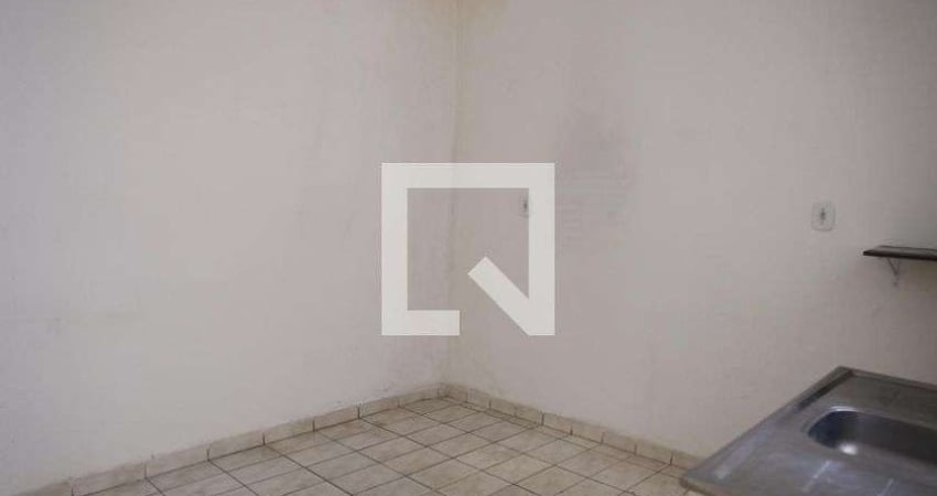 Casa para Aluguel - Vila Zat, 1 Quarto,  40 m² - São Paulo