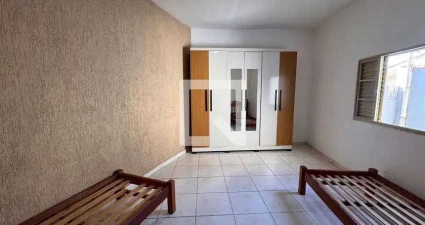Casa para Aluguel - Vila Marieta, 1 Quarto,  50 m² - Campinas