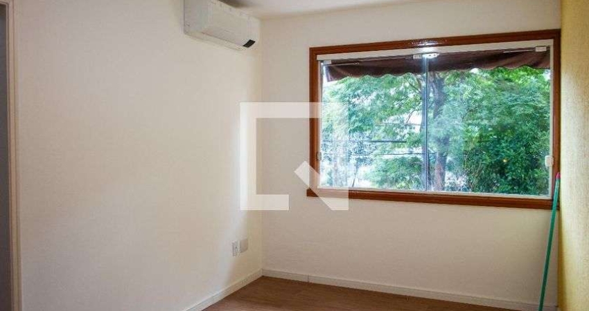 Apartamento para Aluguel - Menino Deus, 2 Quartos,  45 m² - Porto Alegre