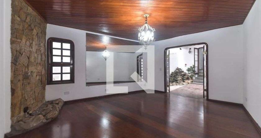 Casa para Aluguel - Jabaquara, 2 Quartos,  236 m² - São Paulo