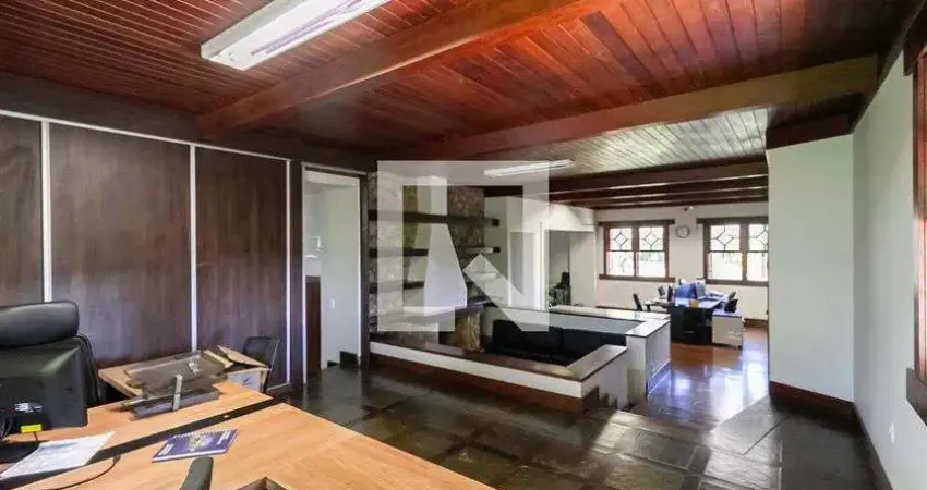 Casa para Aluguel - Braúnas, 6 Quartos,  3000 m² - Belo Horizonte