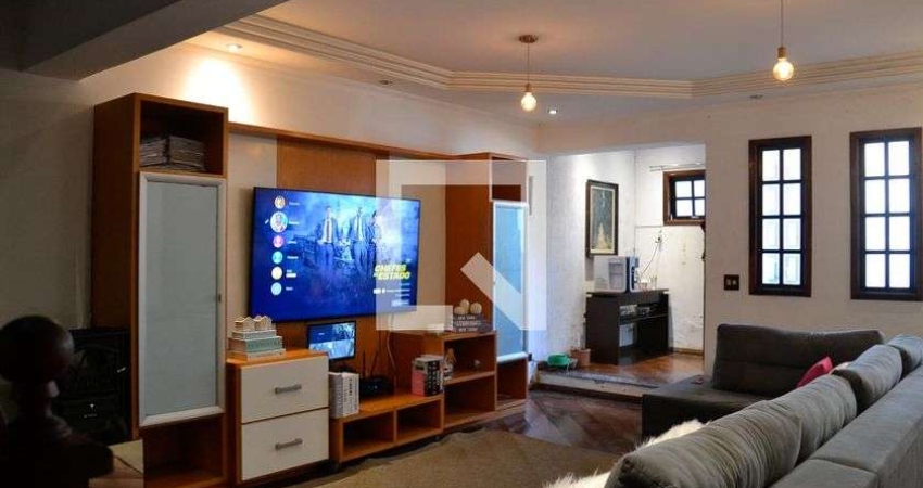 Casa para Aluguel - Jardim Utinga, 3 Quartos,  321 m² - Santo André