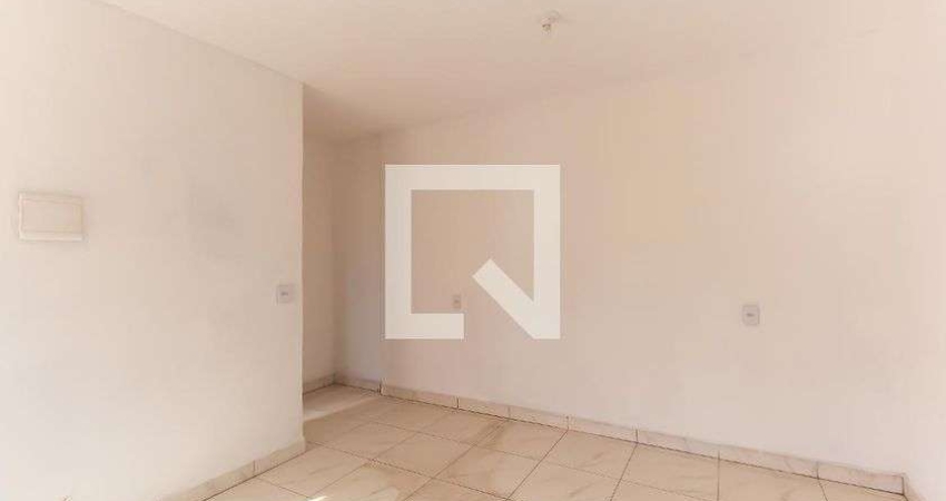 Kitnet / Stúdio para Aluguel - Liberdade, 1 Quarto,  15 m² - São Paulo