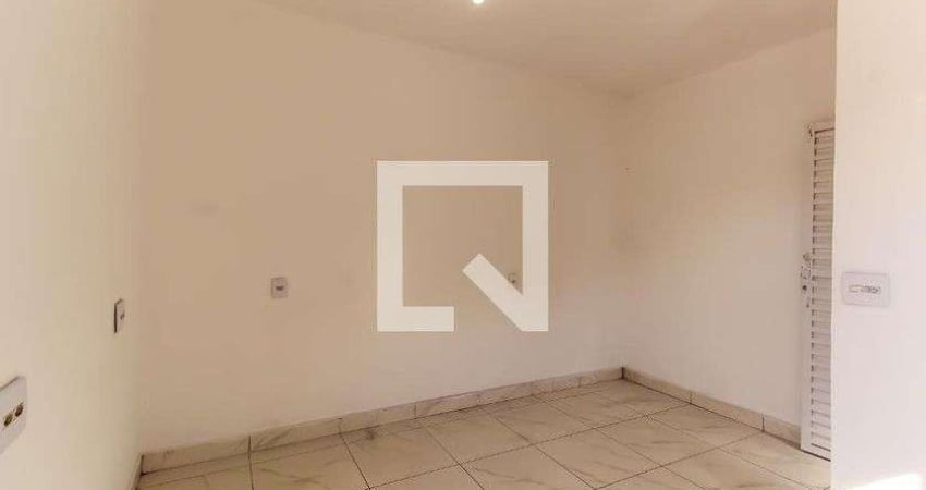 Kitnet / Stúdio para Aluguel - Liberdade, 1 Quarto,  15 m² - São Paulo