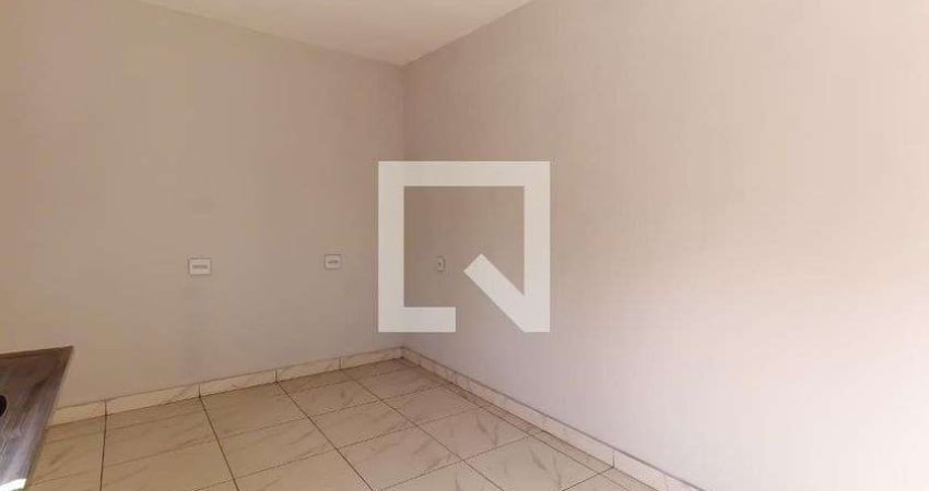 Kitnet / Stúdio para Aluguel - Liberdade, 1 Quarto,  15 m² - São Paulo