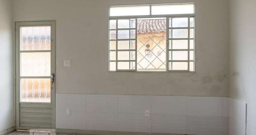 Casa / Sobrado em Condomínio para Aluguel - Santa Mônica, 2 Quartos,  90 m² - Belo Horizonte