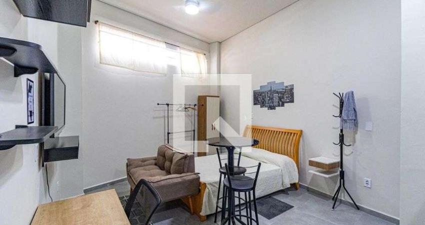 Kitnet / Stúdio para Aluguel - Jardim Éster Yolanda, 1 Quarto,  25 m² - São Paulo
