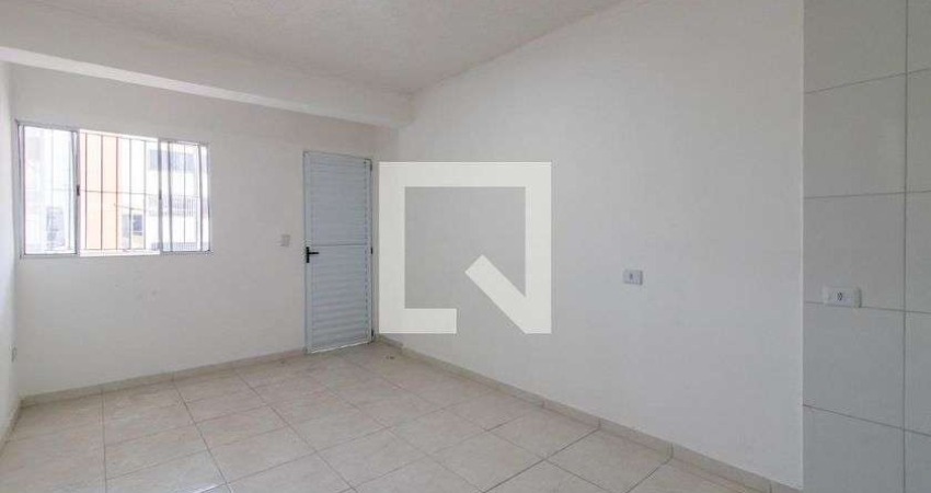 Kitnet / Stúdio para alugar na Avenida Monteiro Lobato, Vila Miriam, Guarulhos