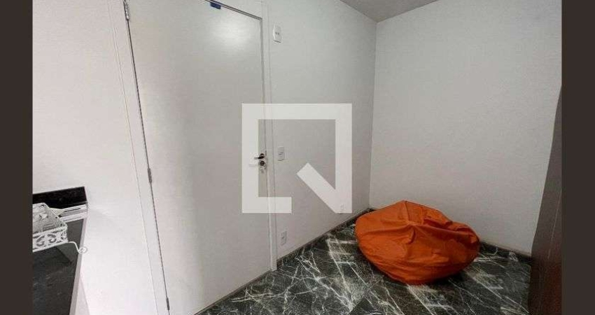 Kitnet / Stúdio para Aluguel - Jardim Éster Yolanda, 1 Quarto,  30 m² - São Paulo
