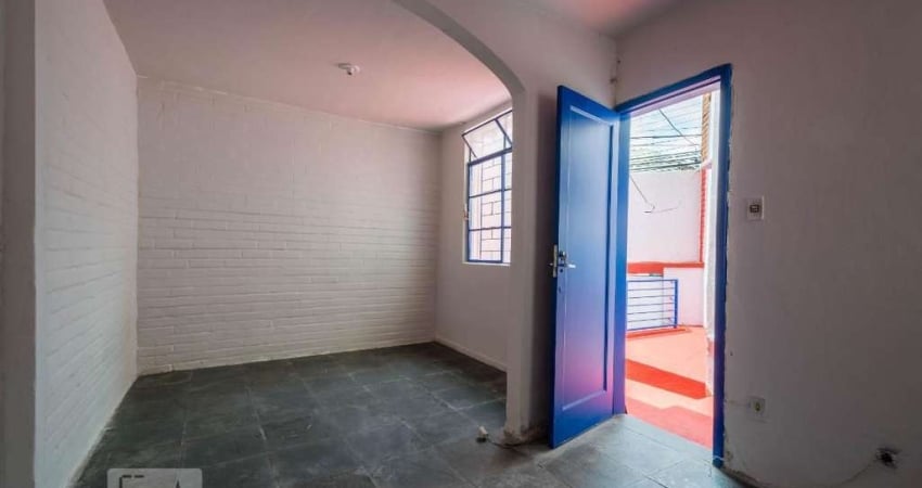 Kitnet / Stúdio para Aluguel - Santa Tereza, 1 Quarto,  70 m² - Belo Horizonte
