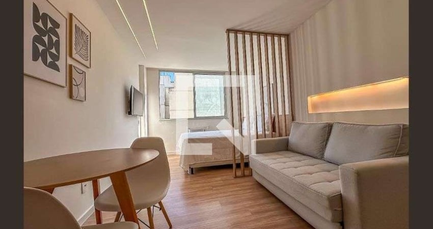 Apartamento para Aluguel - Catete, 1 Quarto,  31 m² - Rio de Janeiro