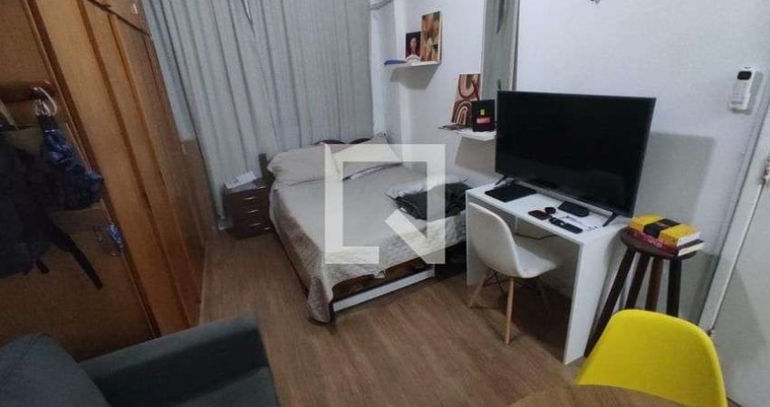 Kitnet / Stúdio para Aluguel - Copacabana, 1 Quarto,  31 m² - Rio de Janeiro