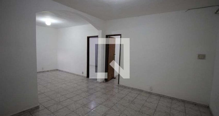 Casa para Aluguel - Nazaré, 2 Quartos,  100 m² - Belo Horizonte