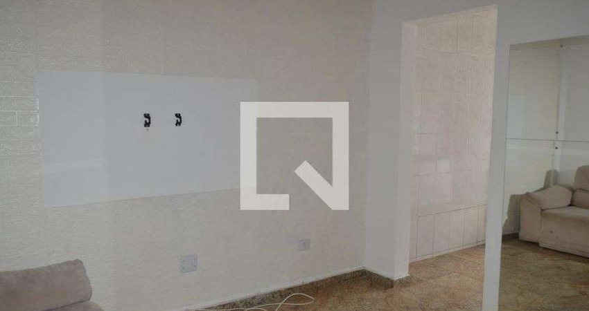 Casa para Aluguel - Cambuci, 2 Quartos,  70 m² - São Paulo