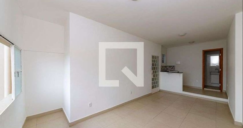 Kitnet / Stúdio para Aluguel - Carlos Prates, 1 Quarto,  24 m² - Belo Horizonte