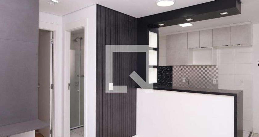 Apartamento para Aluguel - Vila Carmosina, 2 Quartos,  42 m² - São Paulo