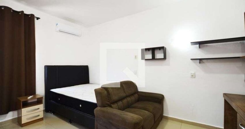 Kitnet / Stúdio para Aluguel - Cidade Baixa, 1 Quarto,  30 m² - Porto Alegre