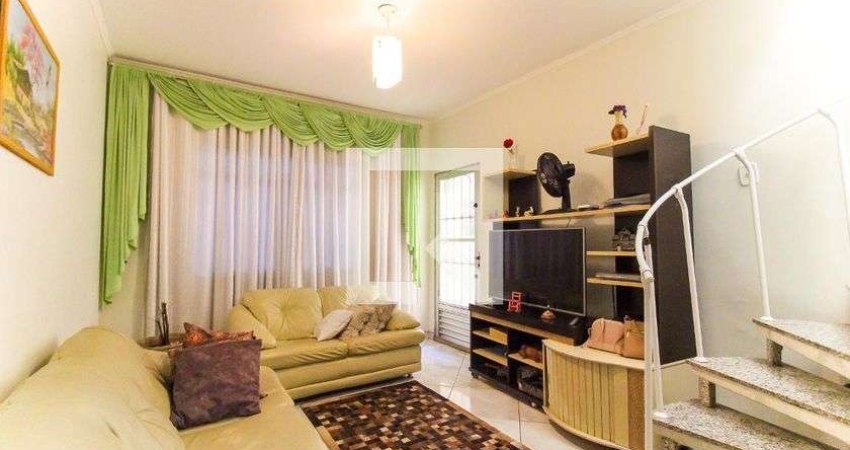 Casa para Aluguel - Conjunto Residencial Jose Bonifacio, 3 Quartos,  147 m² - São Paulo