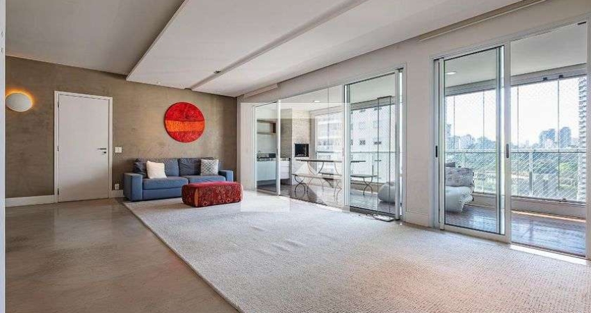 Apartamento para Aluguel - Pinheiros, 2 Quartos,  140 m² - São Paulo